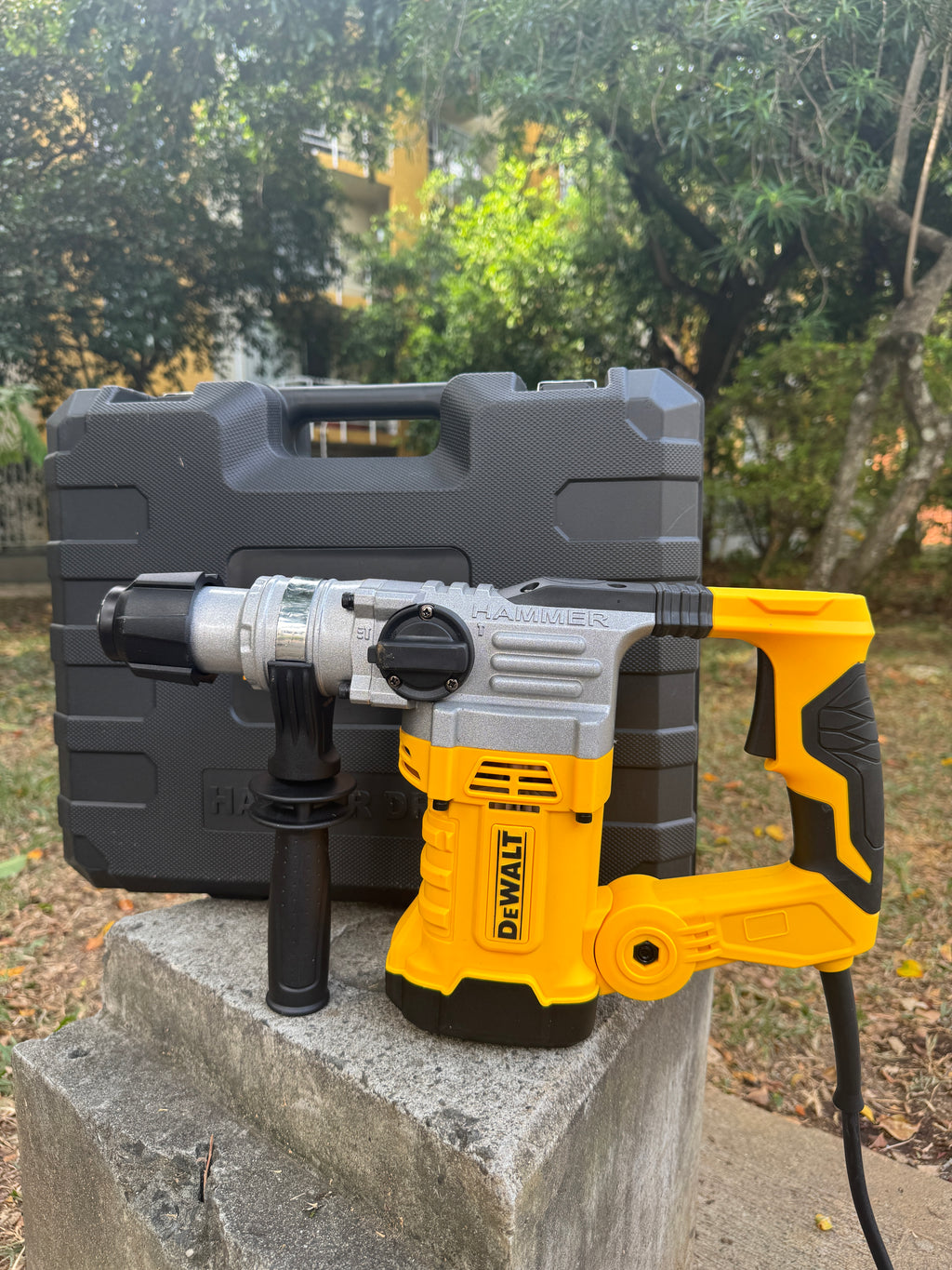 TALADRO ROTOMATILLO DEWALT 2050 w
